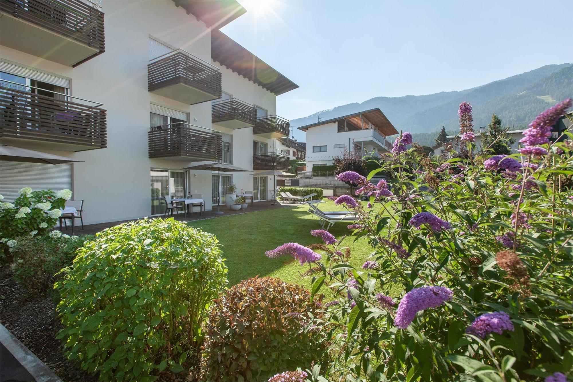 Residence Panorama Brunico Esterno foto